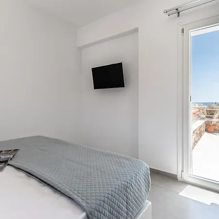 Вилла Margarita 3 Bedroom With Private Pool And Sea View Maragkas
