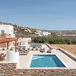 Margarita 3 Bedroom With Private Pool And Sea View